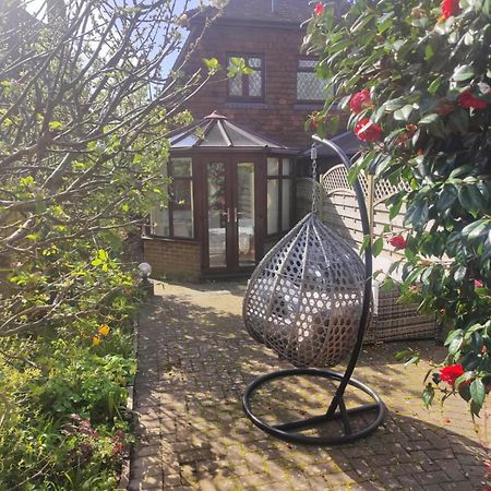 Beautiful Bexhill Cottage With Garden 3 Mins Walk To Beach Eksteriør bilde