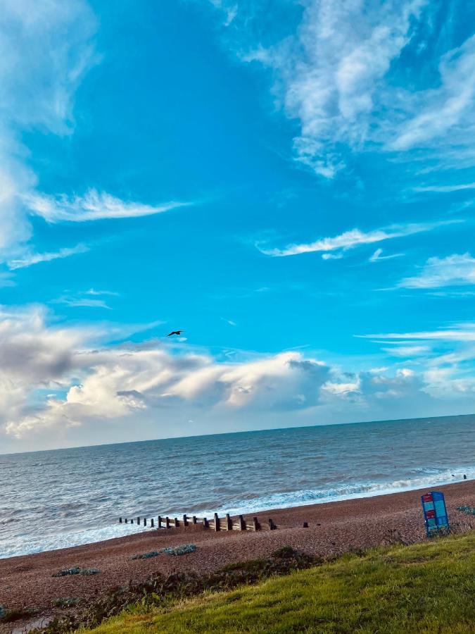 Beautiful Bexhill Cottage With Garden 3 Mins Walk To Beach Eksteriør bilde