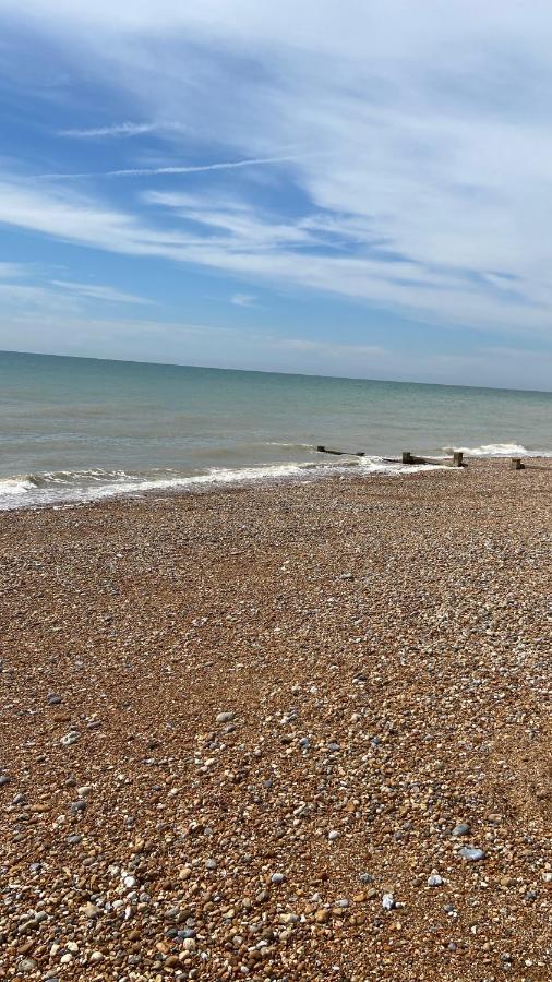 Beautiful Bexhill Cottage With Garden 3 Mins Walk To Beach Eksteriør bilde
