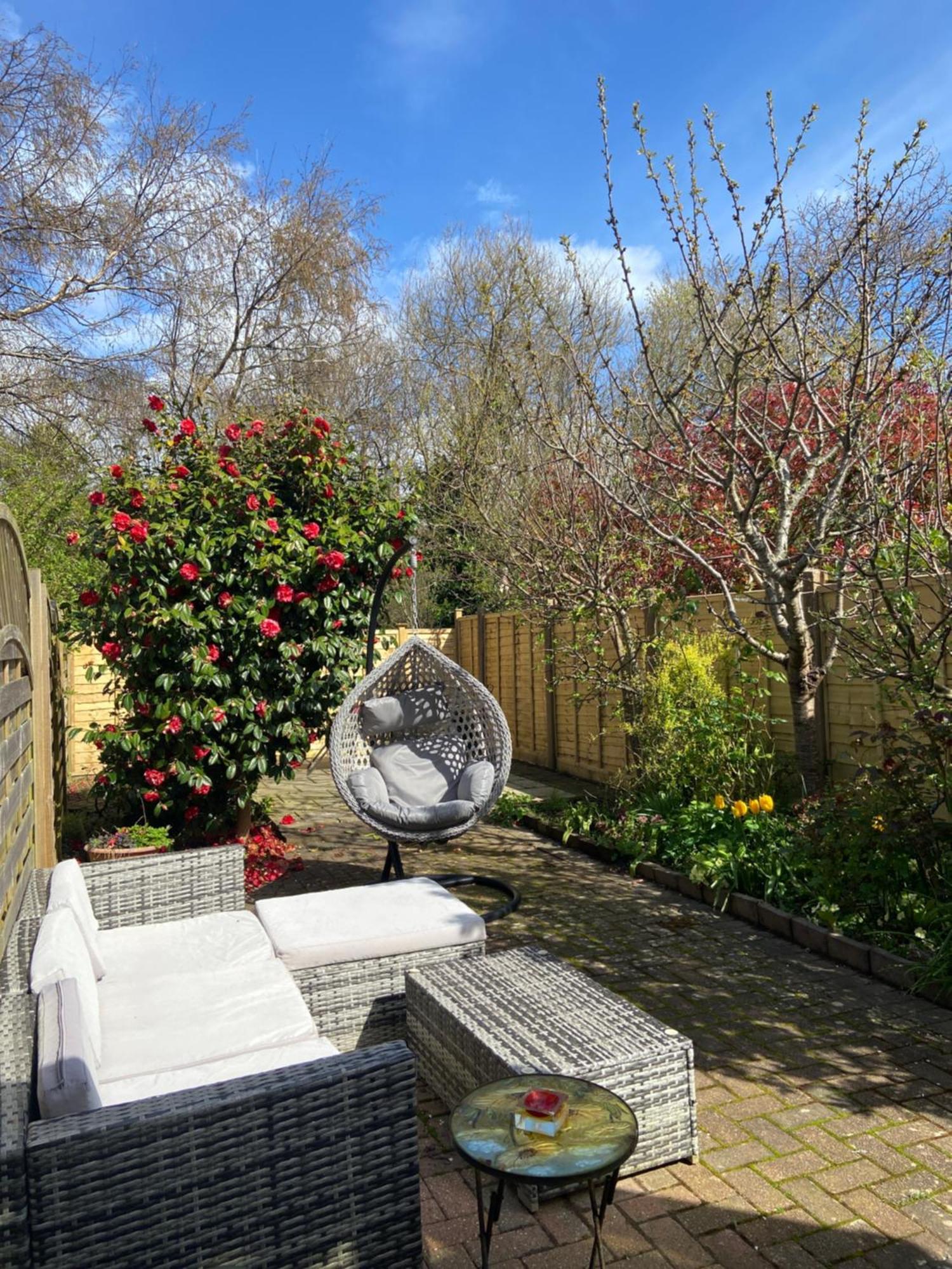 Beautiful Bexhill Cottage With Garden 3 Mins Walk To Beach Eksteriør bilde